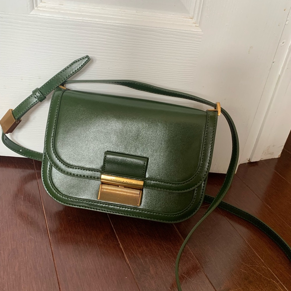 Charles& Keith’s